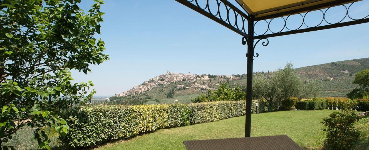 Agriturismo Fiordaliso Trevi Exterior foto